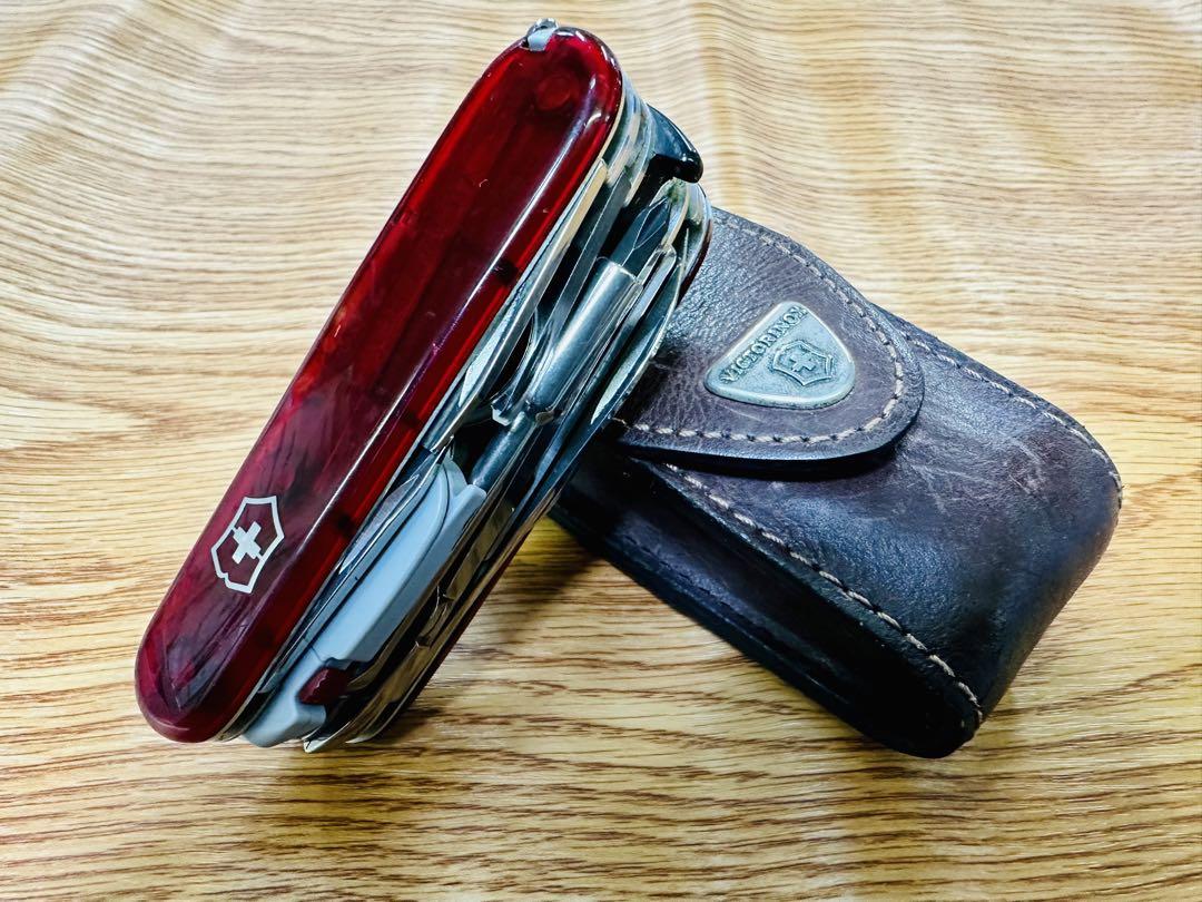 【即購入OK】送料無料 希少 victorinox マルチツール レザーケース付