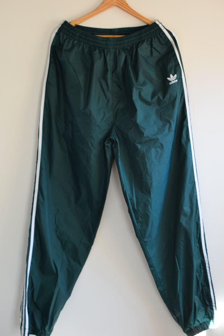 80s アディダス adidas ナイロンパンツ L グリーン 万国旗 古着