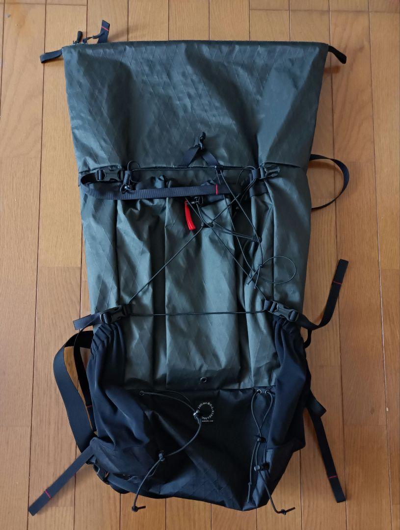 山と道three Mサイズ Ebony 美品 価格交渉可