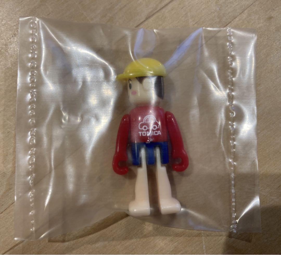 プラキッズ Tくん 新品 未開封 トミカ博